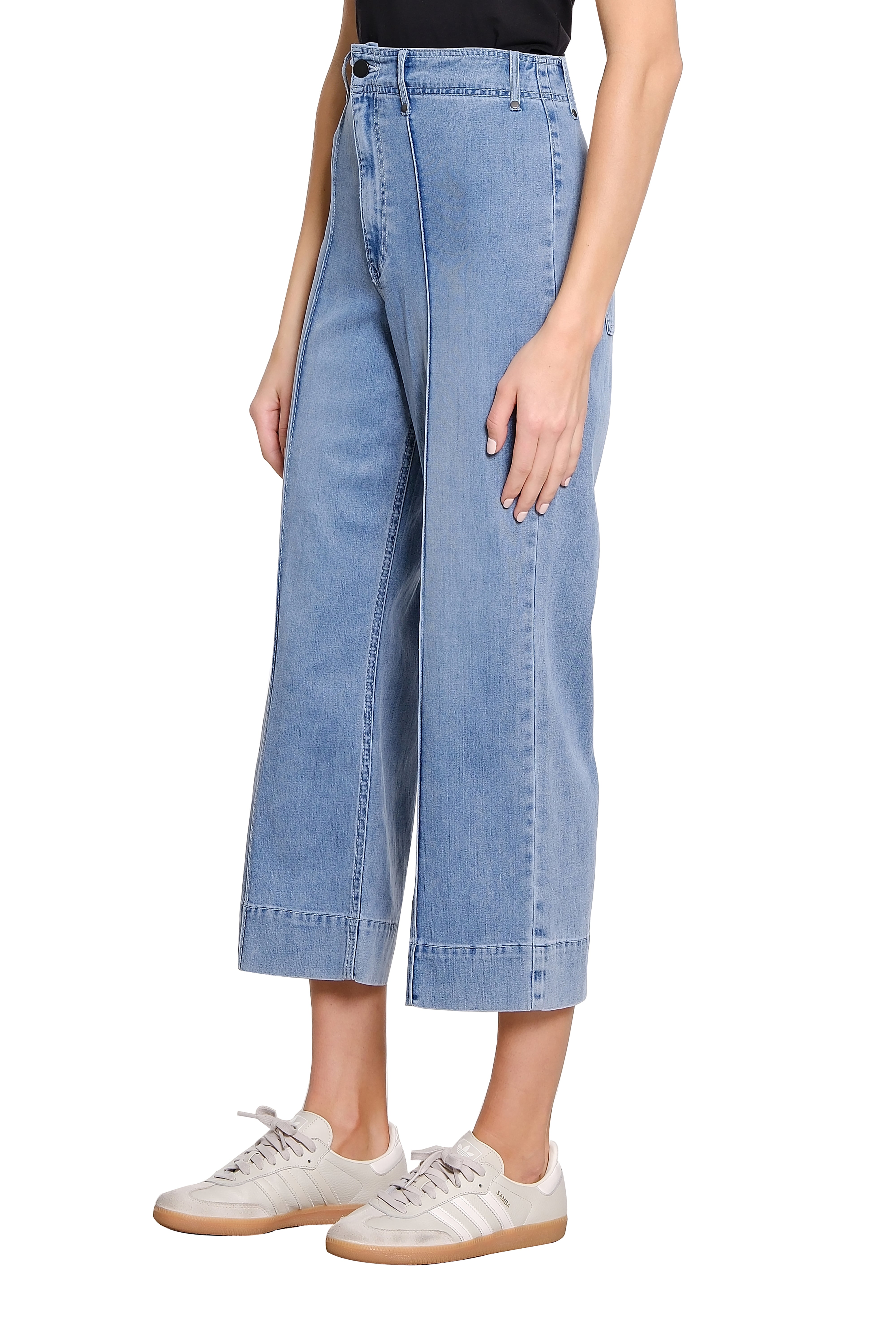 High-Rise Pintuck Crop Jean – Light Indigo