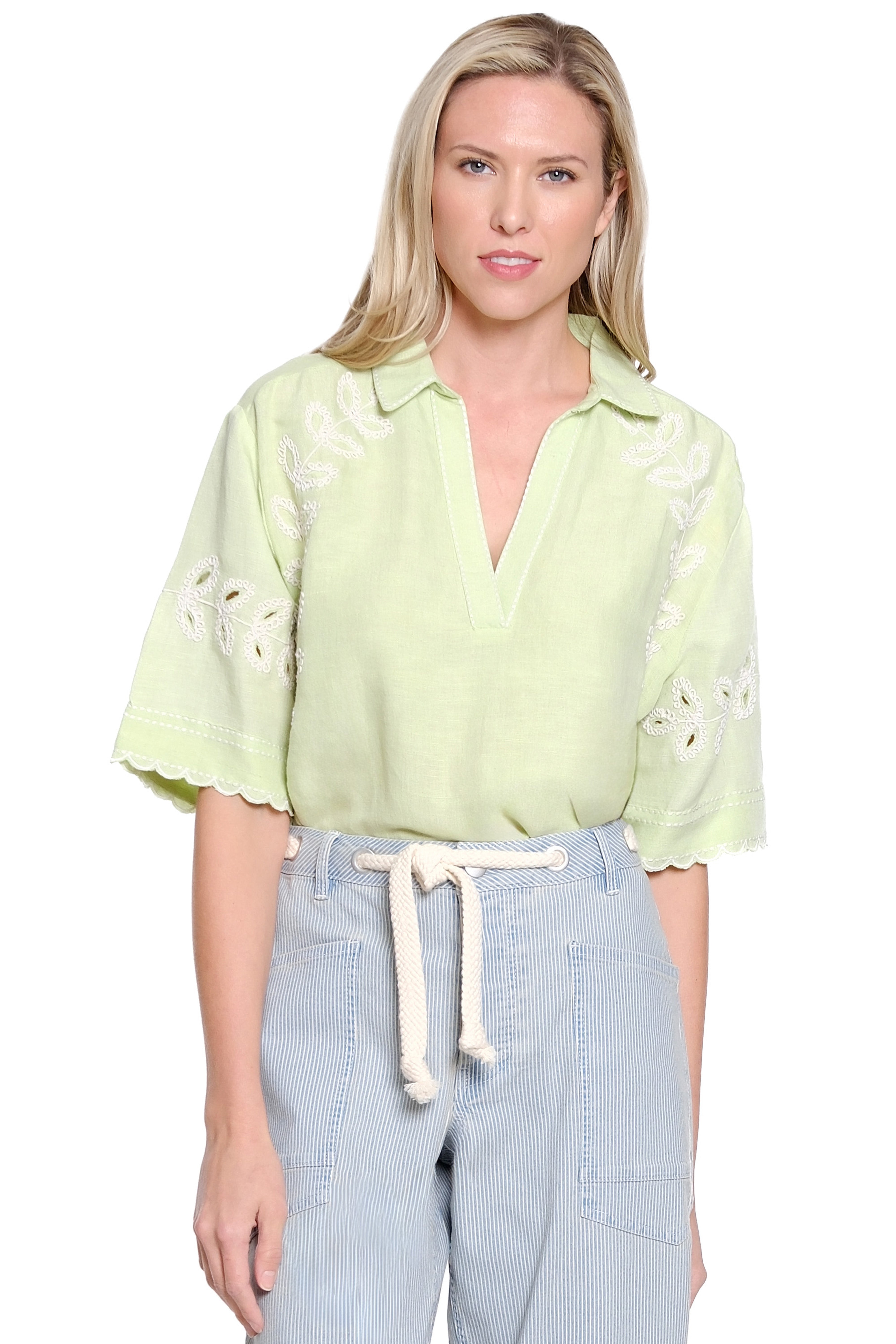 Cord-Embroidered Pullover with Scallop Edge - Light Green