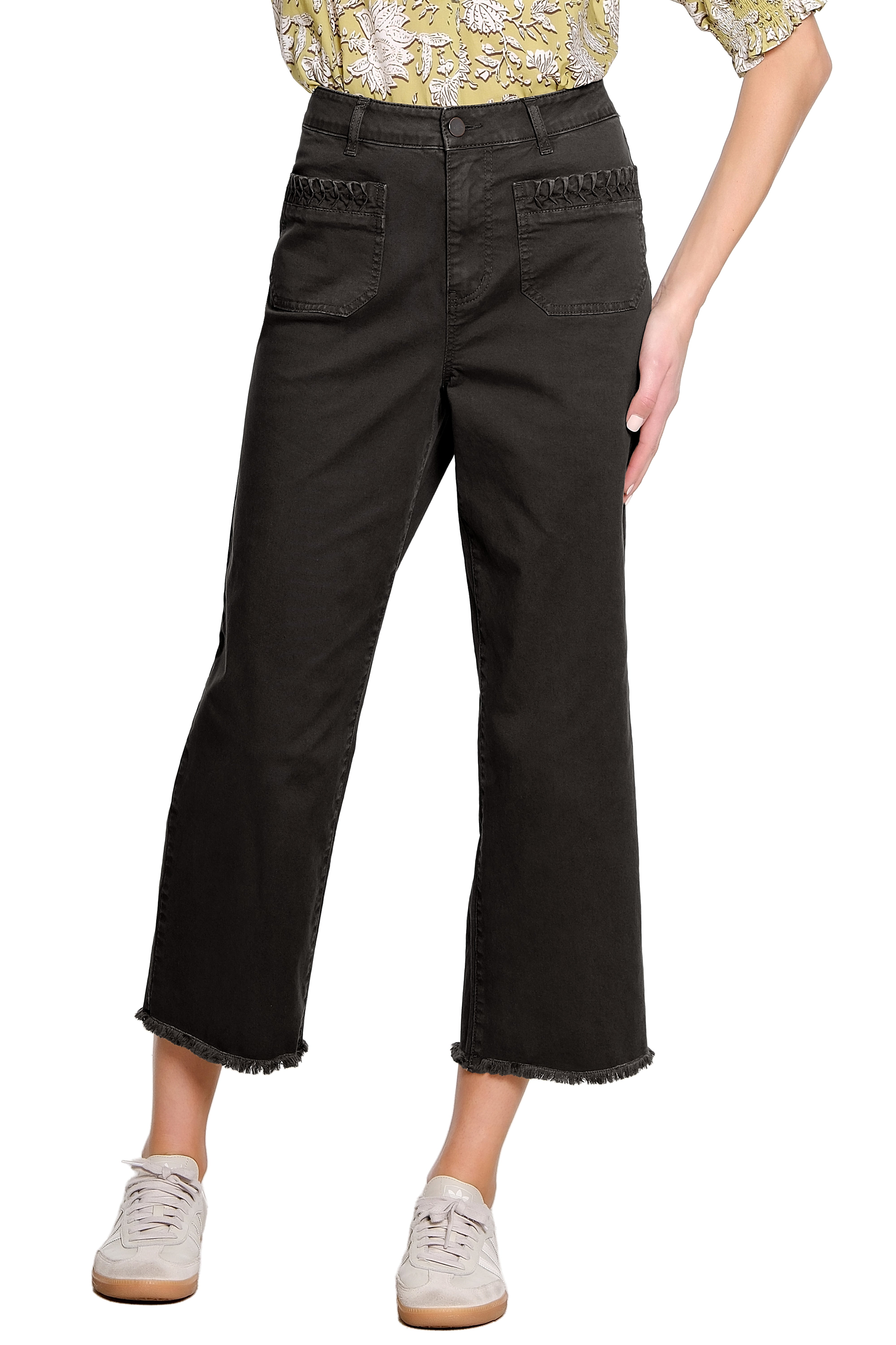 Wide Leg Crop Jean with Pleated Pocket Detail - Black