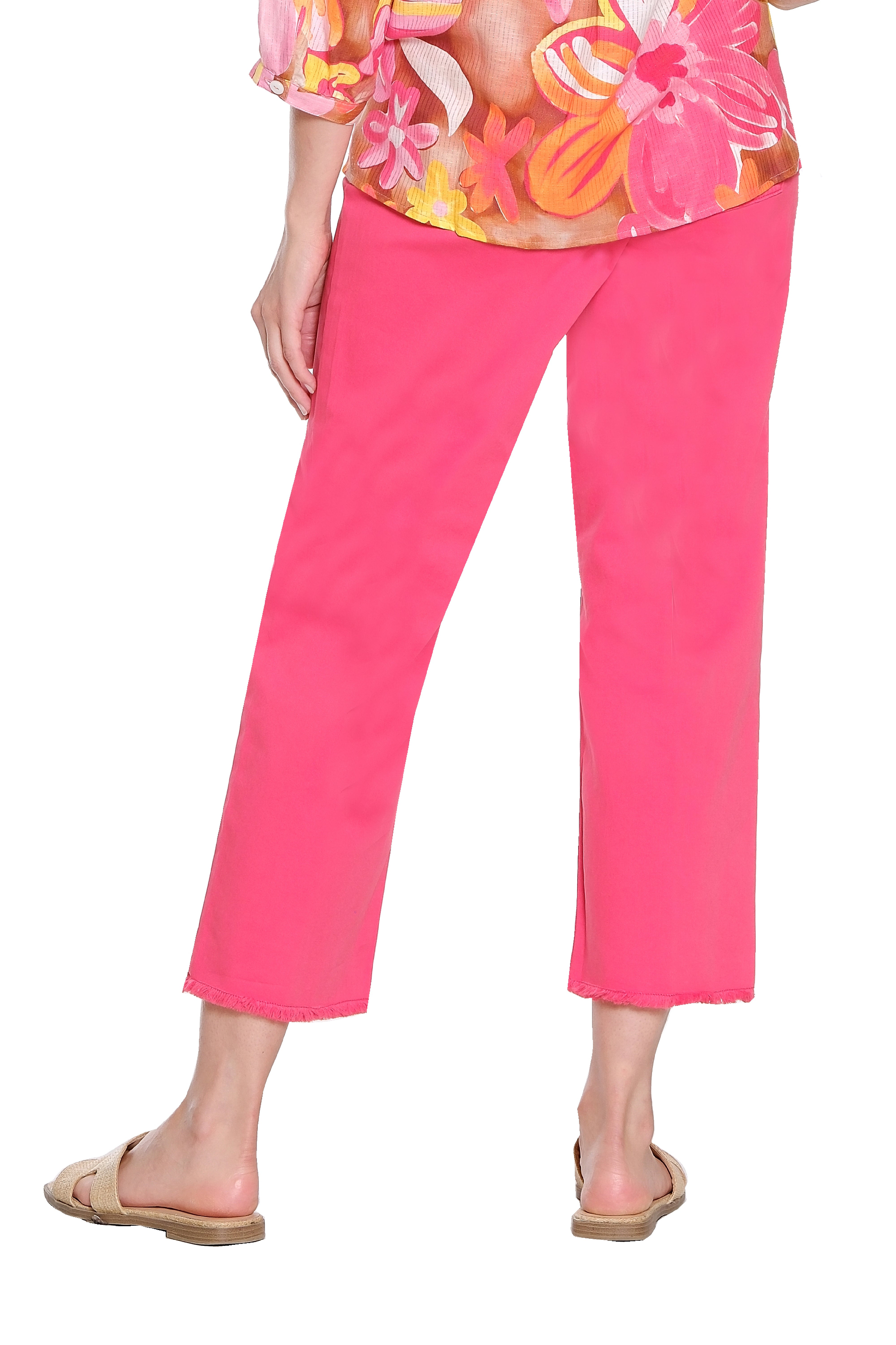 Wide Leg Crop with Pleated Patch Pocket Detail - Red
