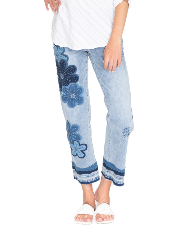 Tru Luxe Ladies Florence Mid-Rise Straight Leg Denim Jeans in Medium Wash  ladies fashion denim blue jeans